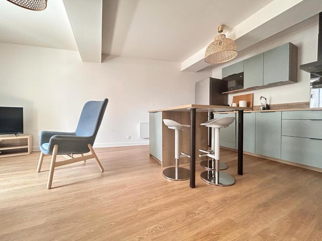 Tour D'Auvergne - Appartements En Plein Centre Ville, Proche De La Cathedrale Et De La Place De Jaude Клермон-Феран Екстериор снимка