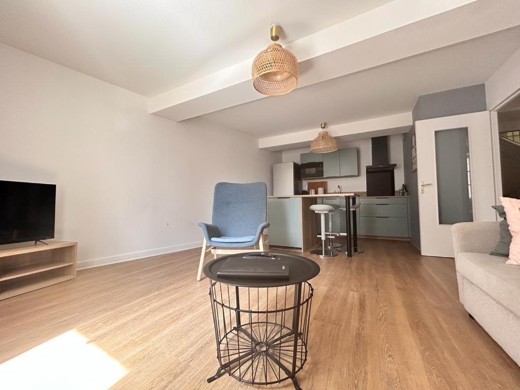 Tour D'Auvergne - Appartements En Plein Centre Ville, Proche De La Cathedrale Et De La Place De Jaude Клермон-Феран Екстериор снимка