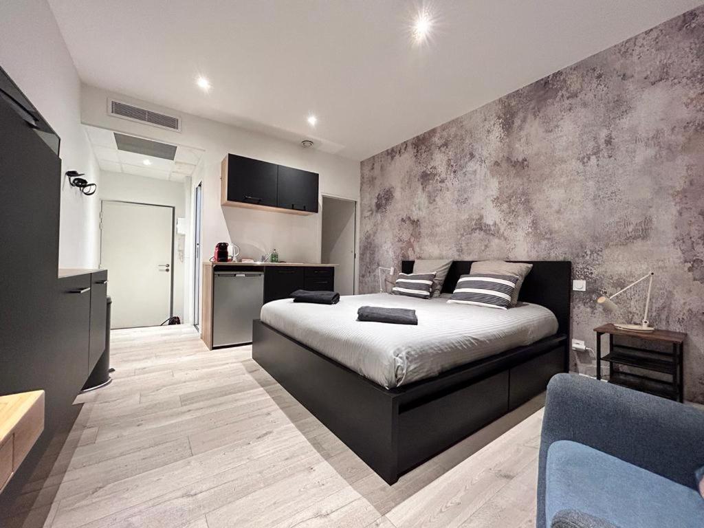 Tour D'Auvergne - Appartements En Plein Centre Ville, Proche De La Cathedrale Et De La Place De Jaude Клермон-Феран Екстериор снимка